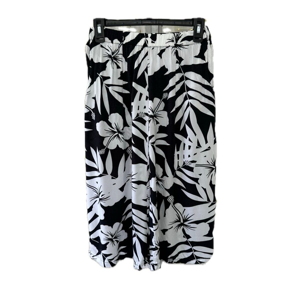 Wahine Toa Hawaiian Tropical Flowers Pull On Elastic Waist Wide Leg Capri Pants